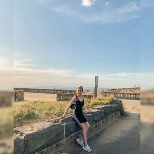 Meet your Posher, Hương